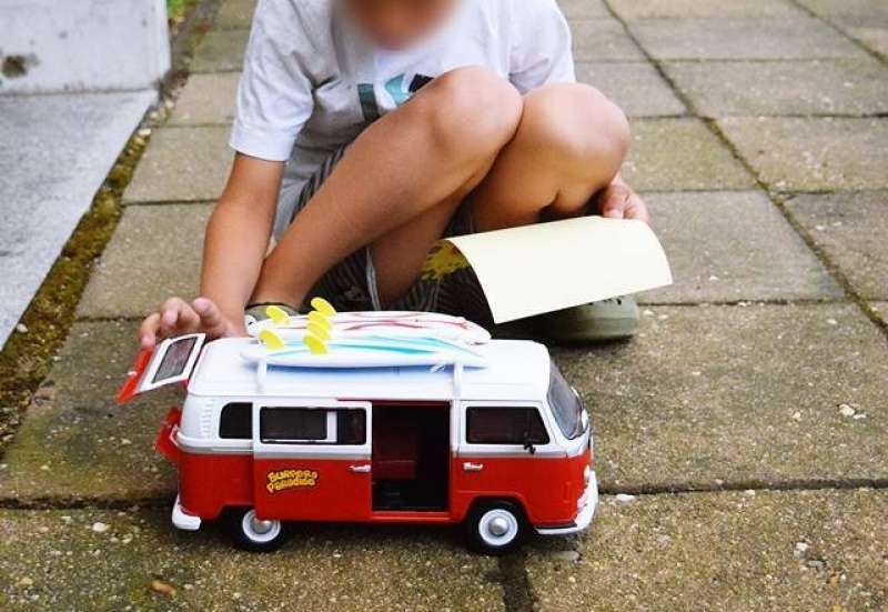 Ab in den Urlaub - Surfer Van Ab in den Urlaub - Surfer Van